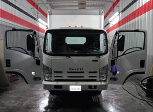 2015 Isuzu NQR - Box Van