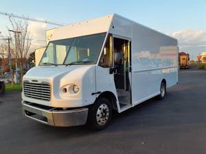 2007 store freightliner mt45