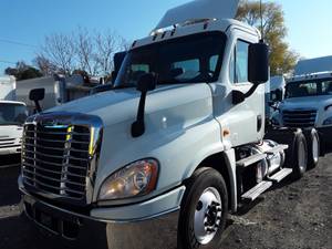 2020 Freightliner Cascadia 125 - Day Cab
