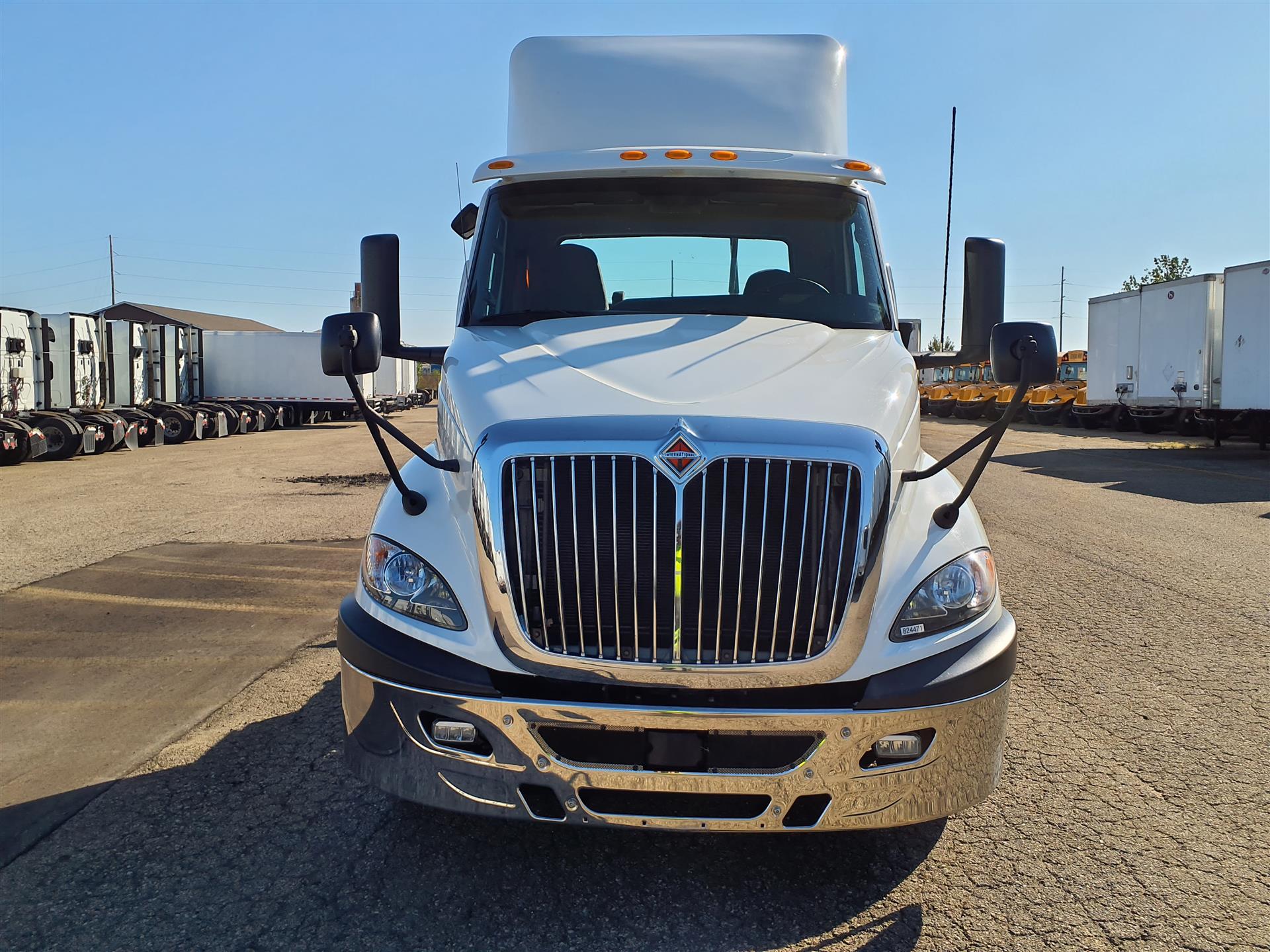 2019 International RH613 DAYCAB S/A (For Sale) | Day Cab | # 29688