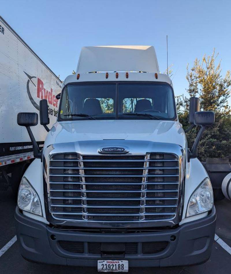 2016 Freightliner CASCADIA 125 For Sale | Day Cab | #652708