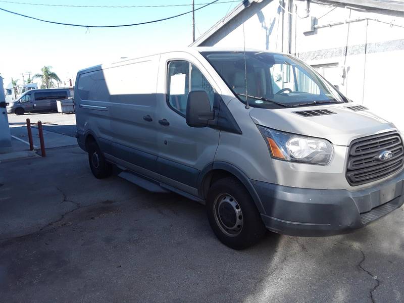 2017 ford store t250 cargo van