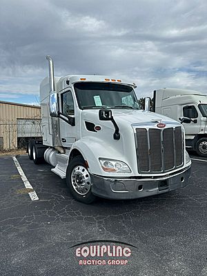 2017 Peterbilt 579