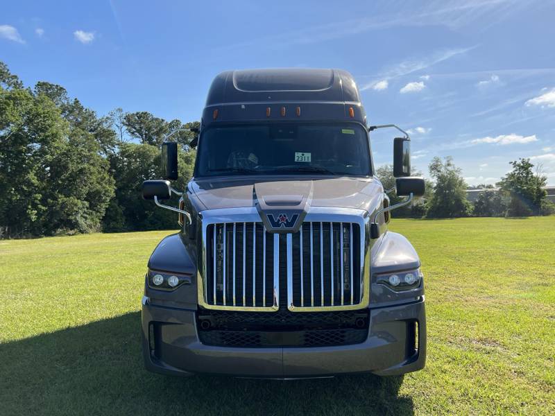 2025 Western Star 57X For Sale 72" Sleeper VV2547