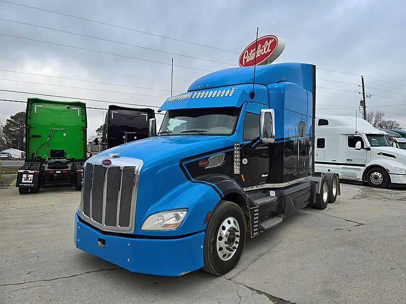 Peterbilt Semi Trucks For Sale in Arkansas (New & Used)