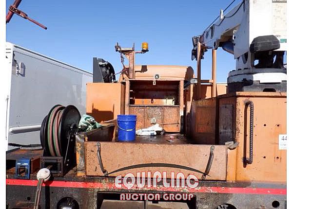 2008 Freightliner M2