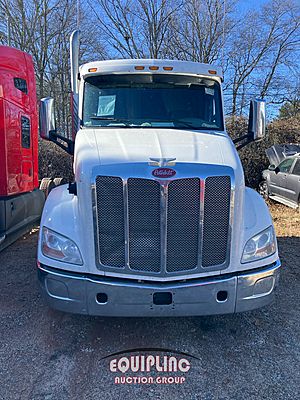 2017 Peterbilt 579