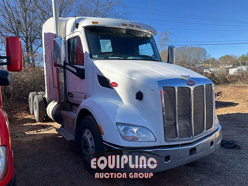 2017 Peterbilt 579