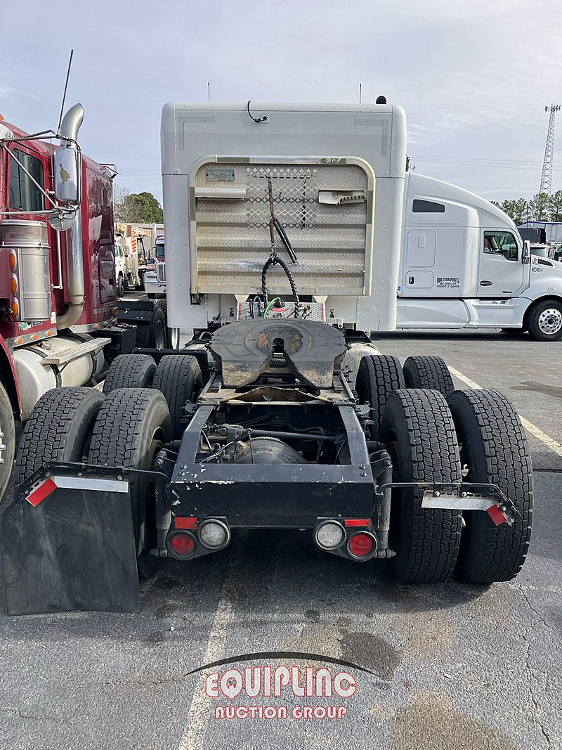2017 Peterbilt 579