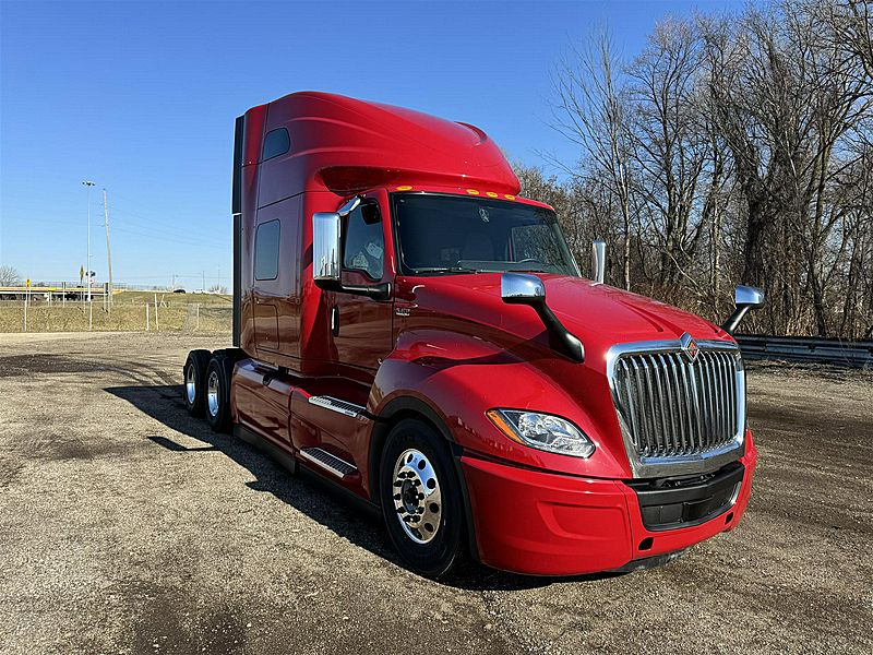 2024 International LT625 (For Sale) 73" Sleeper RN280744