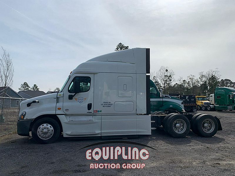 2016 Freightliner Cascadia