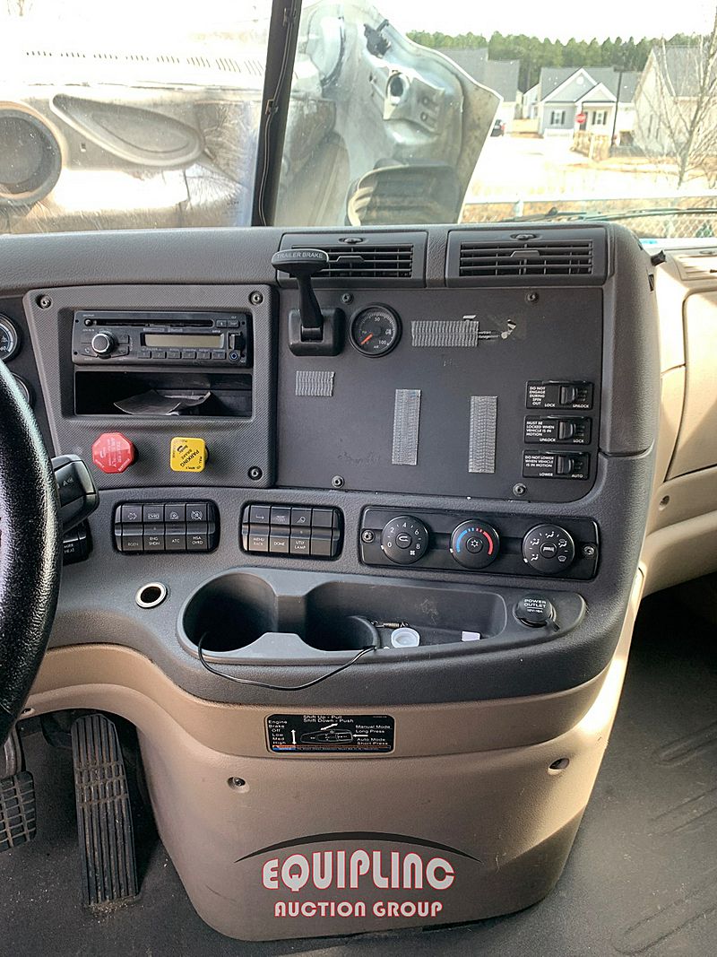 2016 Freightliner Cascadia
