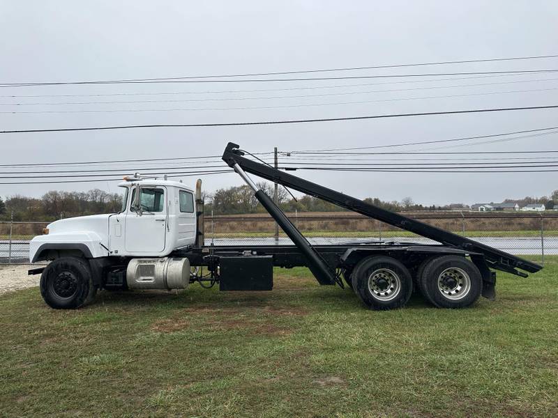 2001 Mack RD (For Sale) | Roll-Off | # JJ3M006141