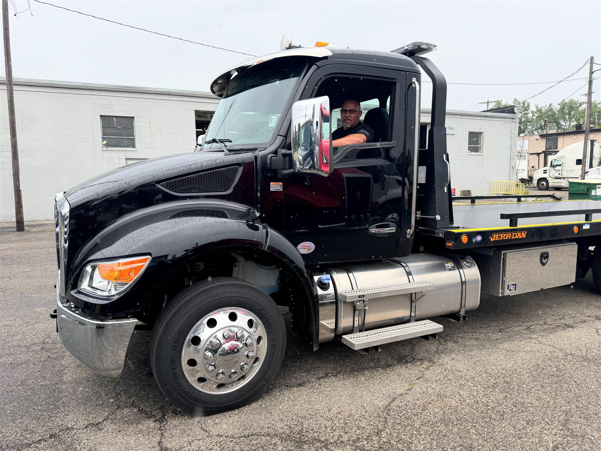 2024 Kenworth T280 (For Sale) Rollback Non CDL A427C/A427B