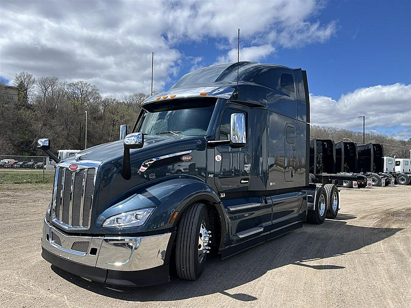 Image showcasing 2025 Peterbilt 579 For Sale | 80