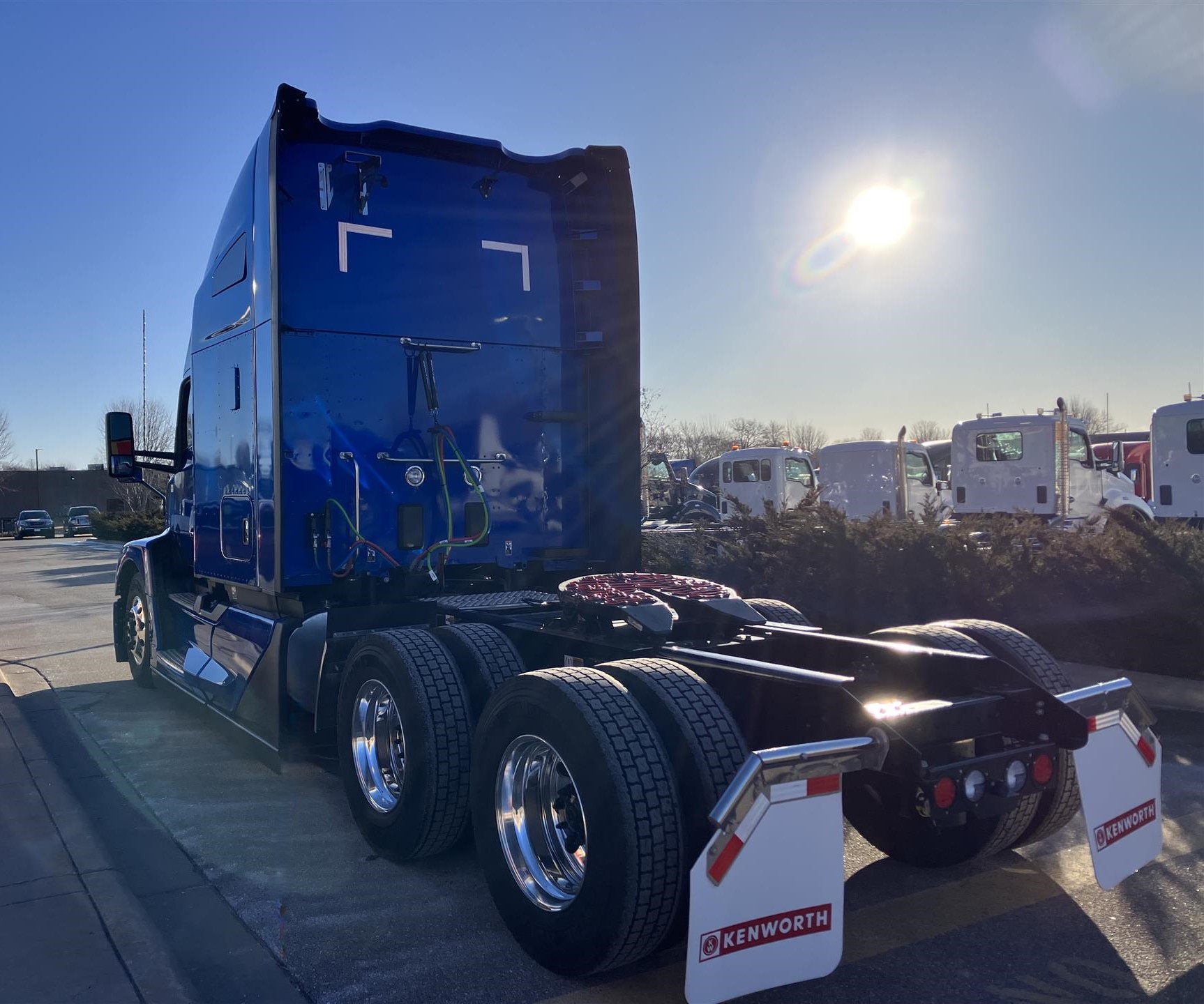 2025 Kenworth T680 For Sale 76" Sleeper SJ351060