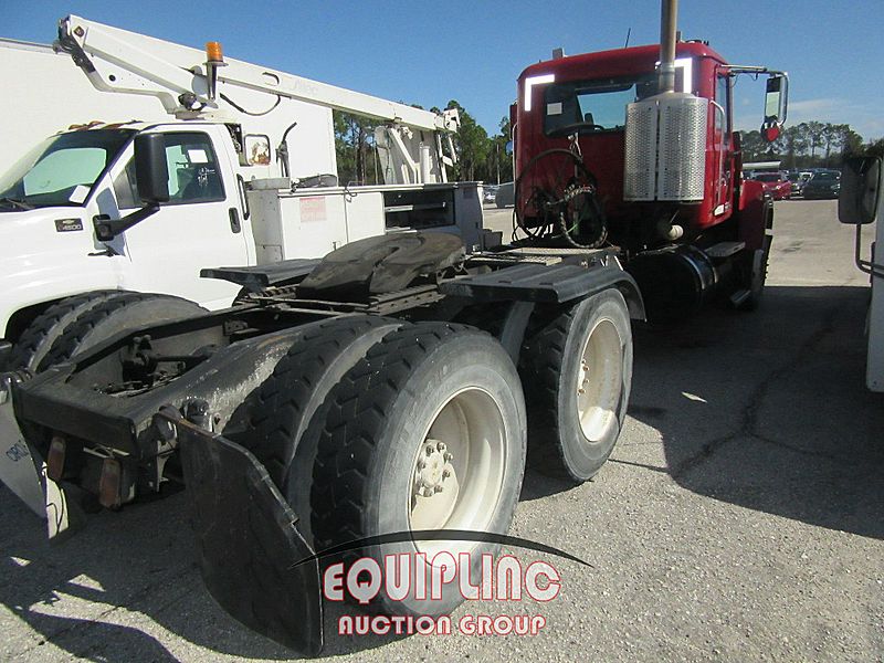 2012 Mack CHU613