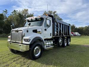 2025 Western Star 47X - Dump Truck