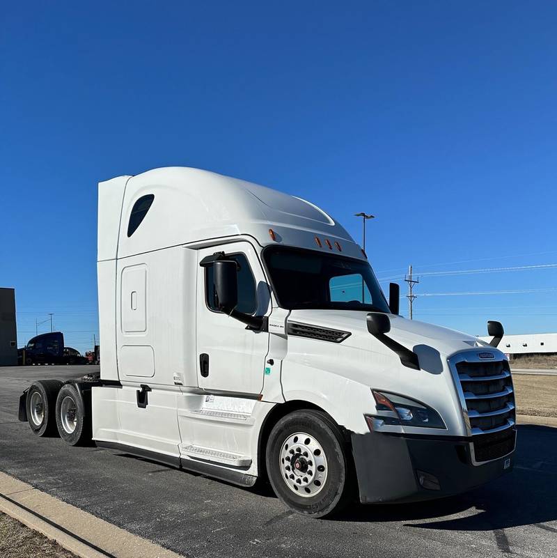 2019 Freightliner Cascadia PT126064ST (For Sale) | 72