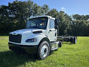 2025 Freightliner M2 106 - Cab & Chassis