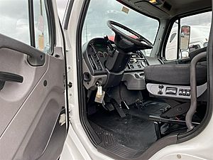 2017 Freightliner M2