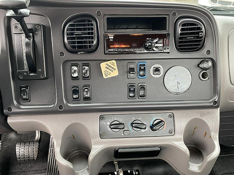 2017 Freightliner M2