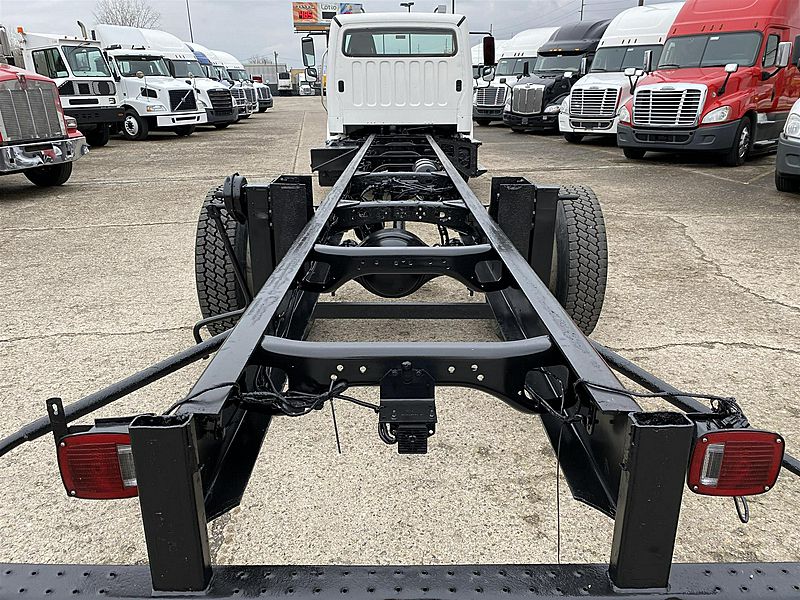 2017 Freightliner M2