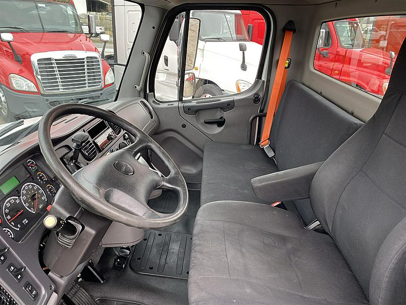 2017 Freightliner M2