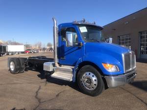 2024 Kenworth T380 - Cab & Chassis