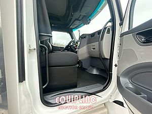 2017 Peterbilt 579