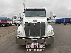 2017 Peterbilt 579
