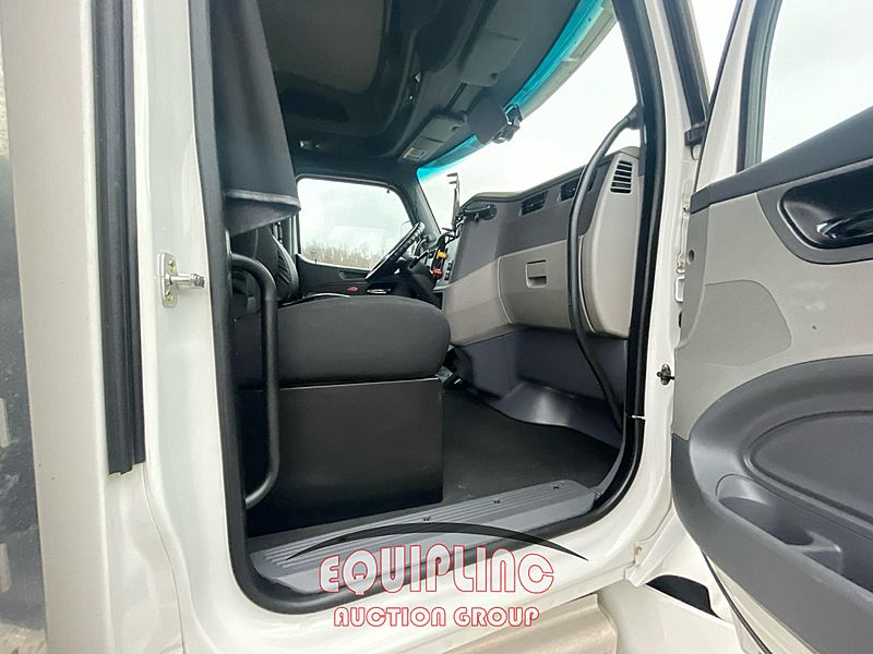 2017 Peterbilt 579