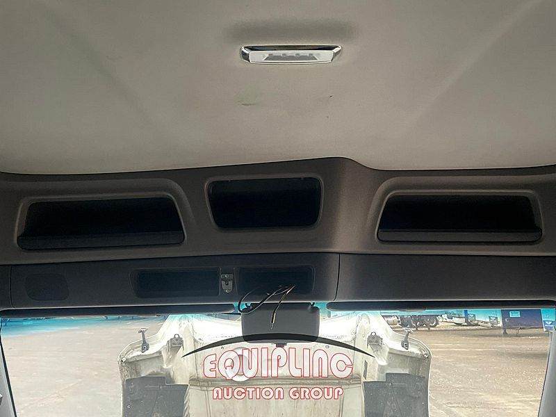 2017 Peterbilt 579
