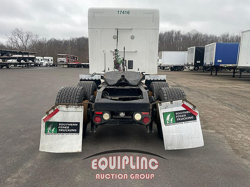 2017 Peterbilt 579
