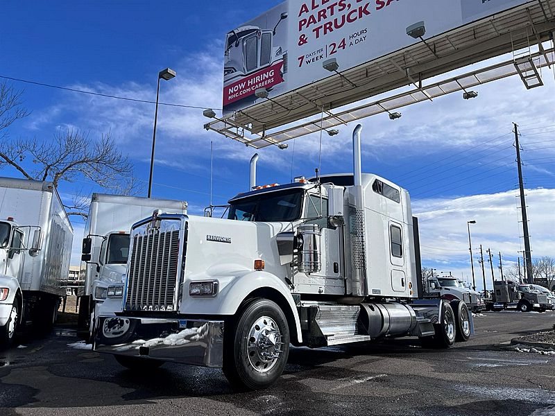 2022 Kenworth W900 (For Sale) 86