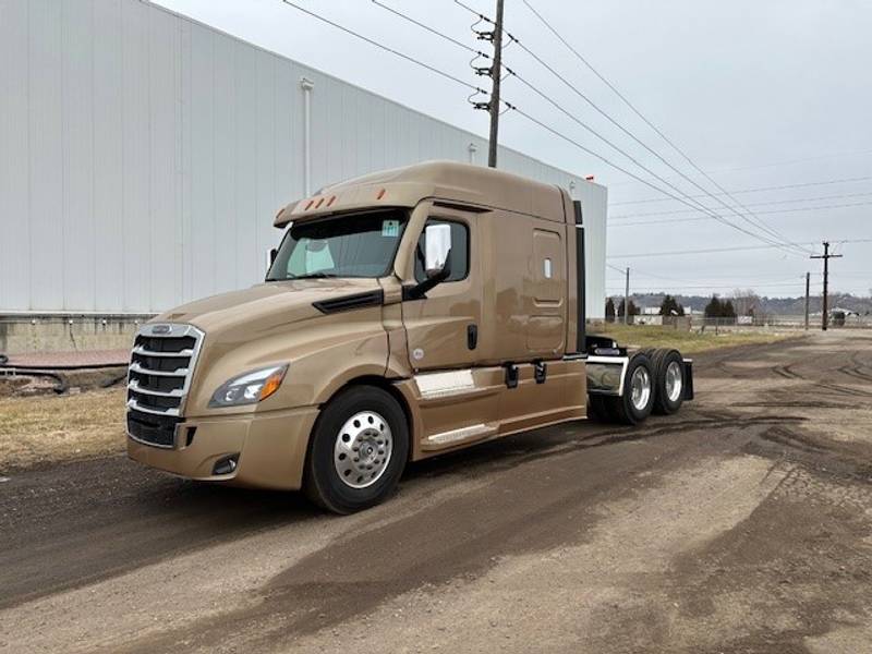 2024 Freightliner New Cascadia For Sale 72" Sleeper 759718