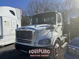 2015 Freightliner M2 112 - Day Cab