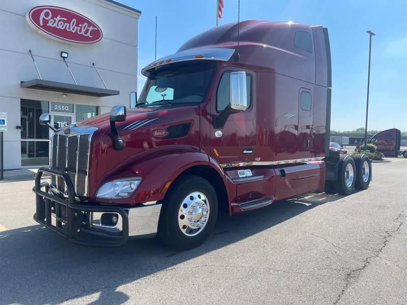 2021 Peterbilt 579