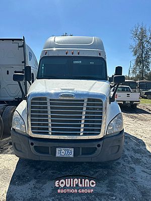 2016 Freightliner CASCADIA