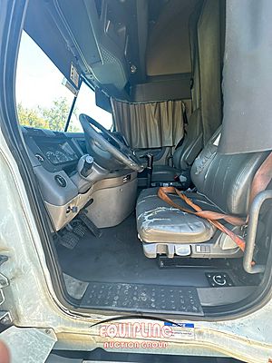 2016 Freightliner CASCADIA
