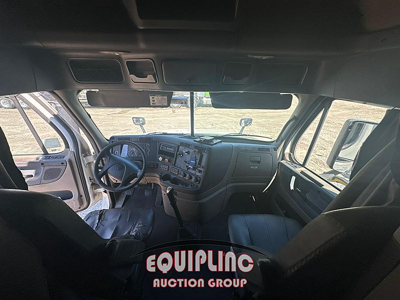 2016 Freightliner CASCADIA