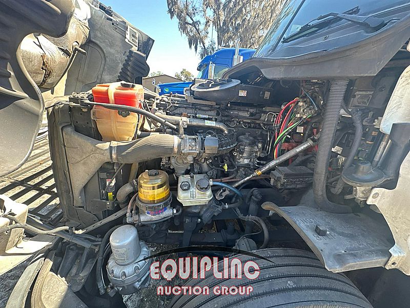 2016 Freightliner CASCADIA