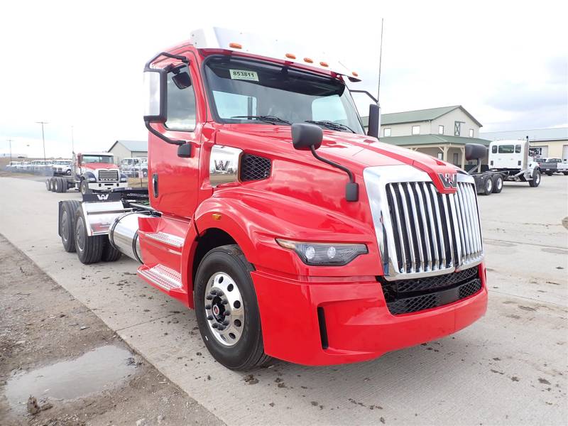 2025 Western Star 57X (For Sale) Day Cab PVG6889