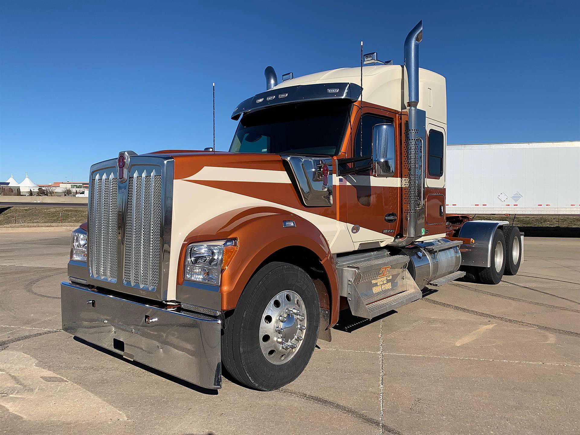 2024 Kenworth W990 For Sale | 52