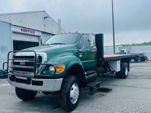 2011 Ford F750 - Flatbed