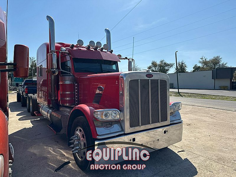2017 Peterbilt 389