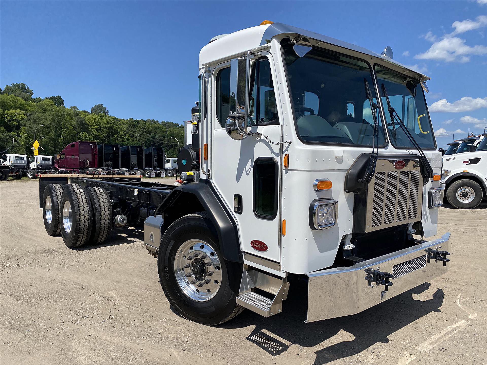 2025 Peterbilt 520 For Sale | Cab & Chassis | #50A727641