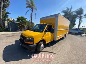 2018 GMC SAVANA 3500 - Box Van