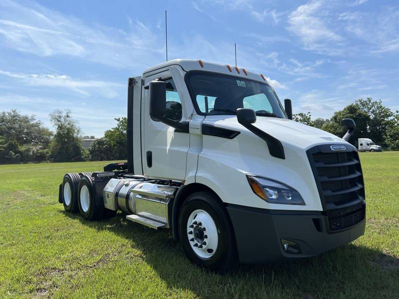 2025 Freightliner Cascadia 116 For Sale Day Cab VY1778