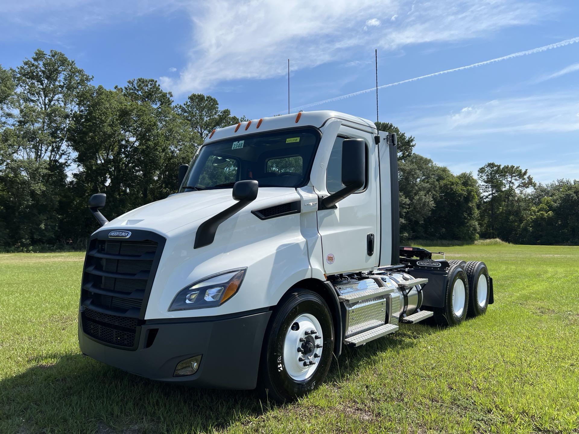 2025 Freightliner Cascadia 116 For Sale Day Cab VY1778